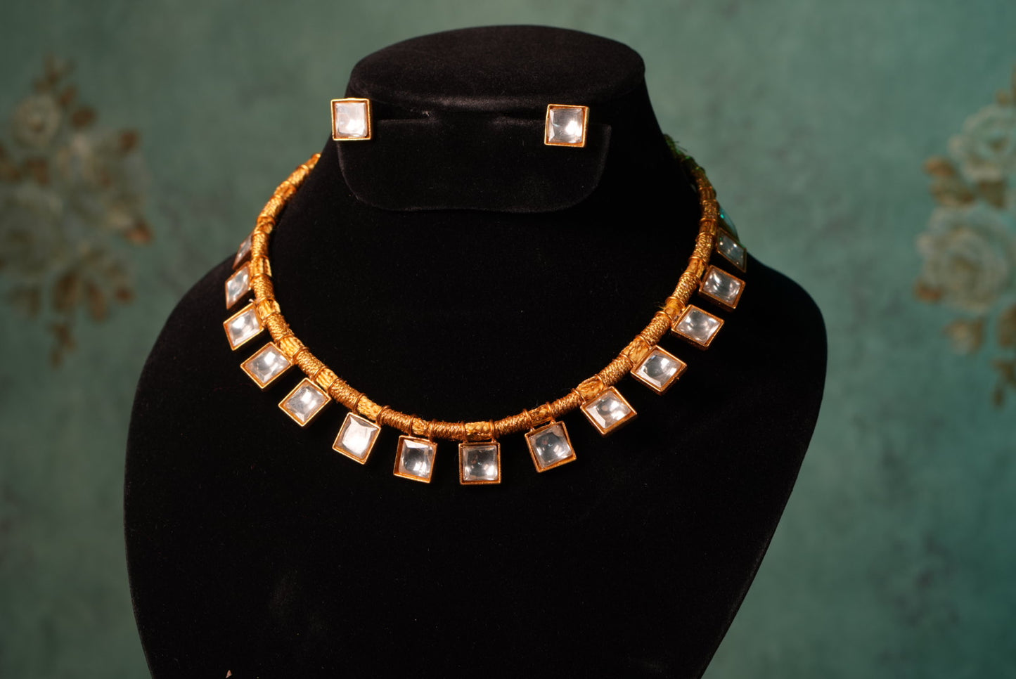 Kundan Necklace Set (4-9005)(R) - JEWELSTYLE