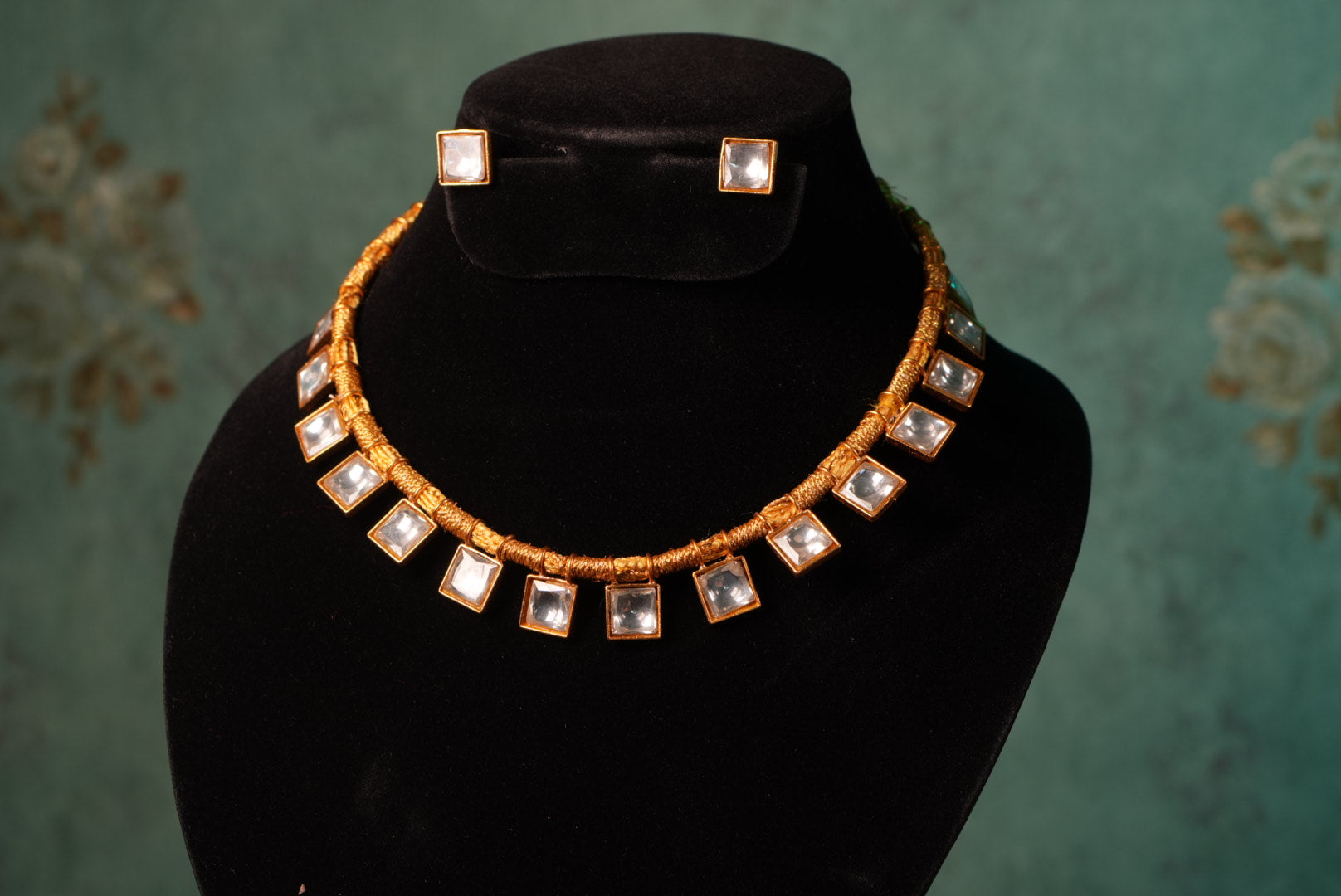 Kundan Necklace Set (4-9005)(R) - JEWELSTYLE