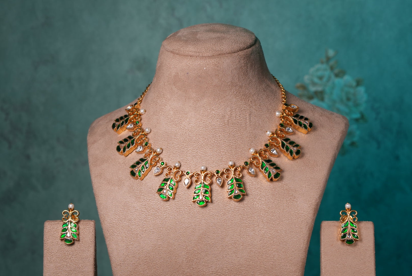 Green Stone Kundan Necklace Set (4-8984)(KA) (PREORDER) (Made IN 7-8 DAYS TIME) - JEWELSTYLE
