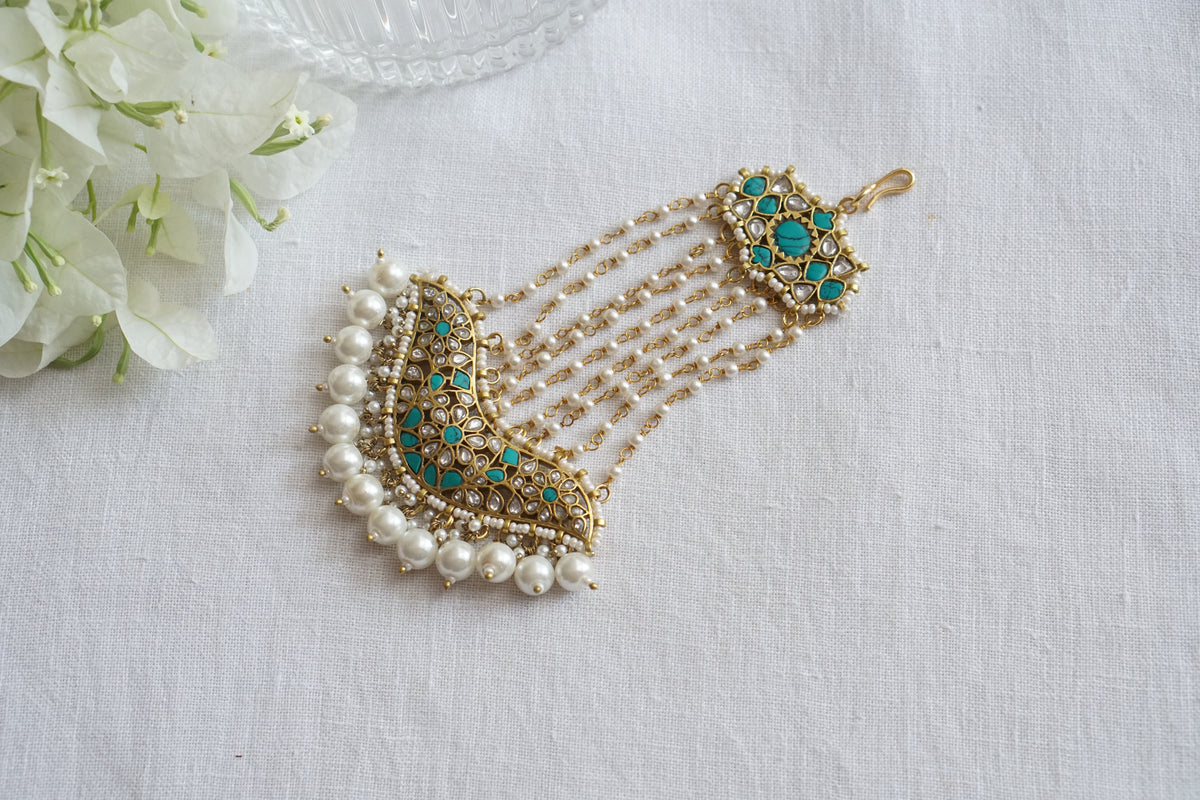 White and Firoza Kundan Passa (5-1818)(A)