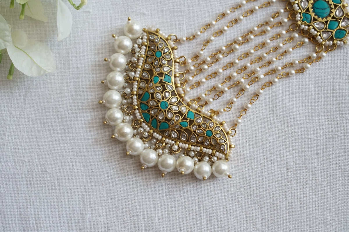 White and Firoza Kundan Passa (5-1818)(A)