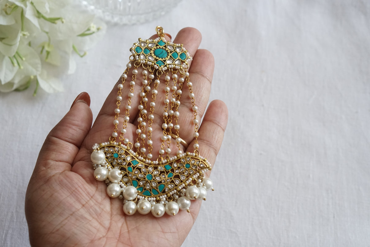 White and Firoza Kundan Passa (5-1818)(A)