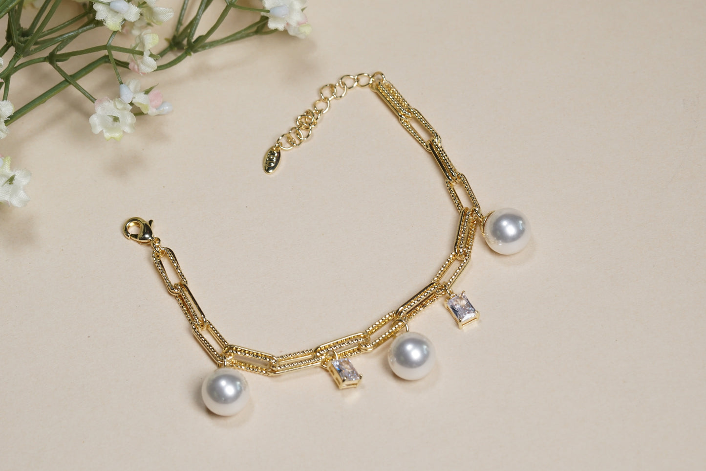 AD Stone Tennis Bracelet (3-467)(EX)