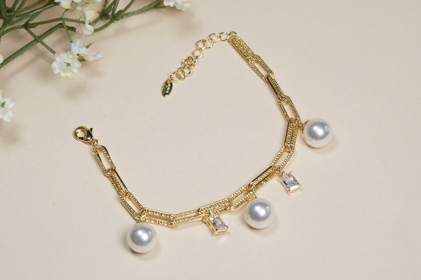 AD Stone Tennis Bracelet (3-467)(EX)