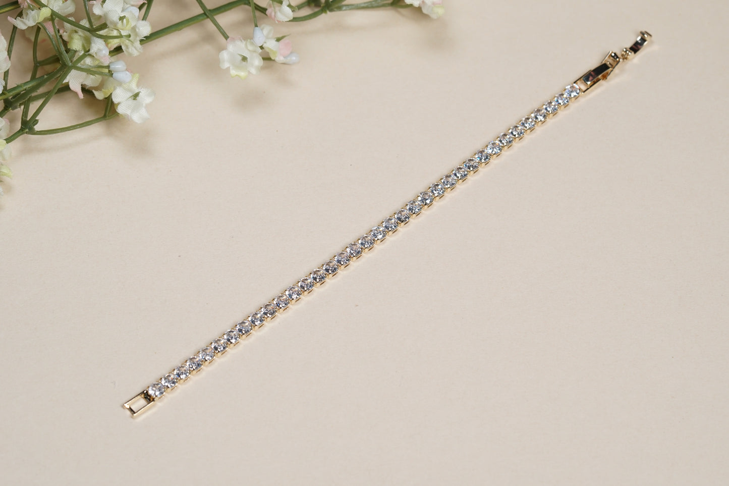 AD Stone Tennis Bracelet (3-464)(EX)