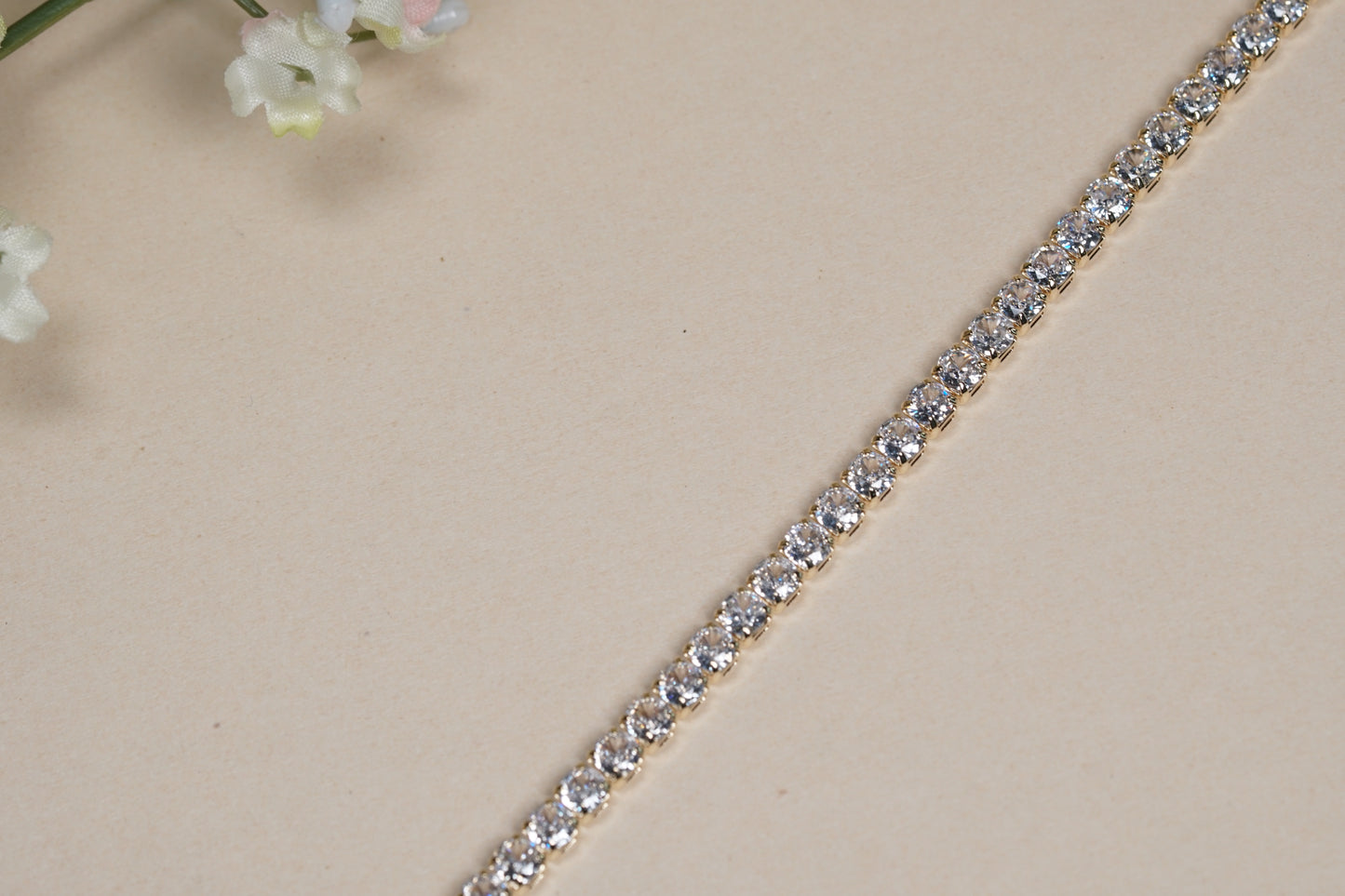 AD Stone Tennis Bracelet (3-464)(EX)