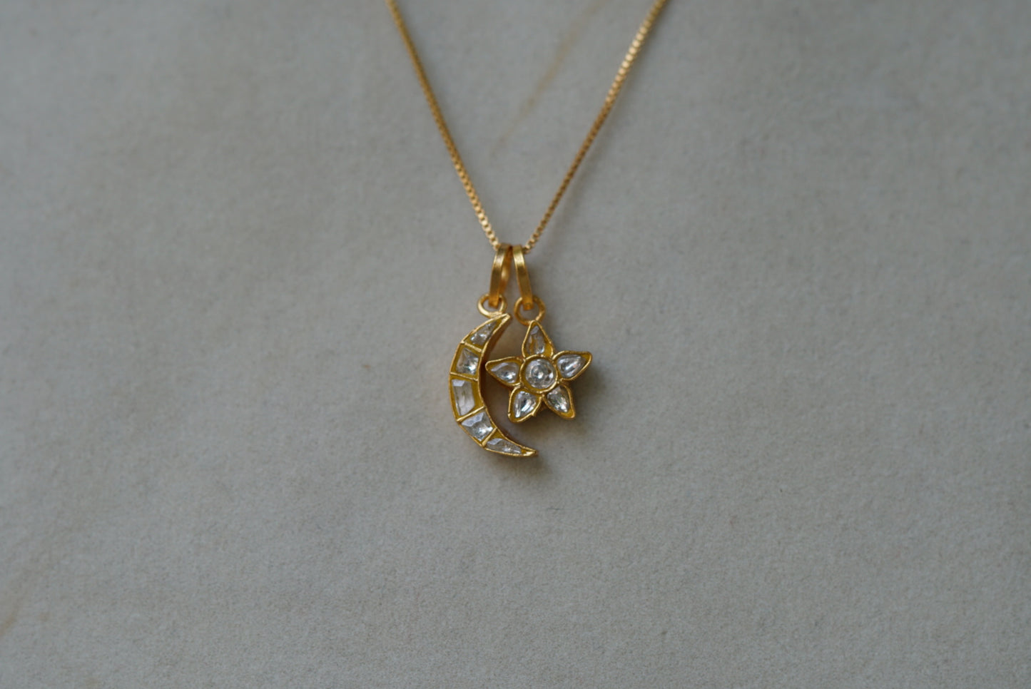 Kundan Pendant (4-5700)(R) - JEWELSTYLE