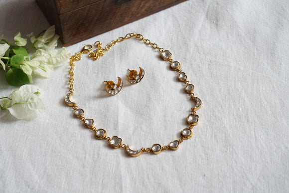 White Kundan Necklace Set (4-8488)(R)