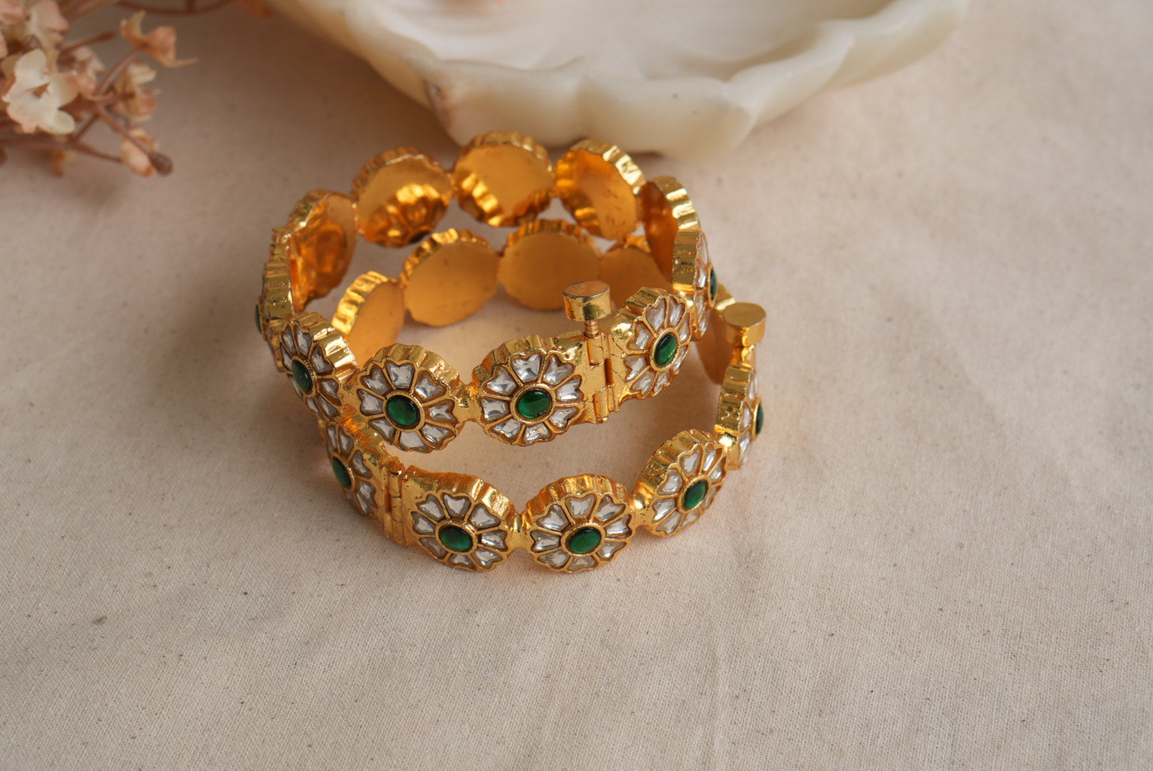 Green and white Kundan Bangles (3-483)(KA) (PREORDER) (Made IN 7-8 DAYS TIME) - JEWELSTYLE