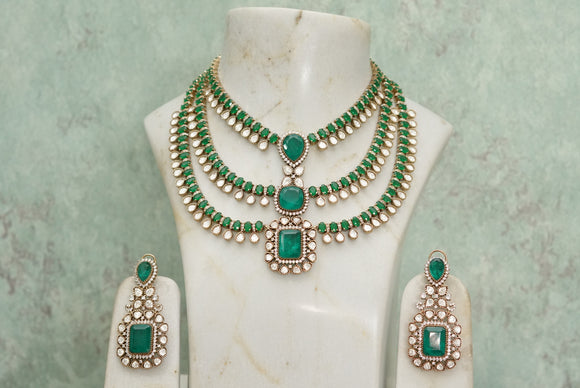 Green polki necklace set (4-7175)(B)