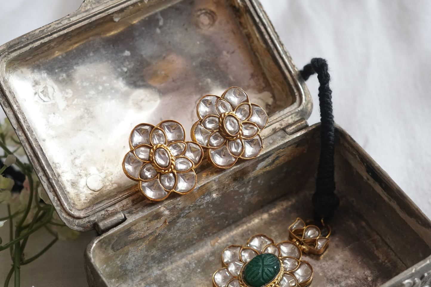 Kundan Choker Set (4-9103)(R) - JEWELSTYLE