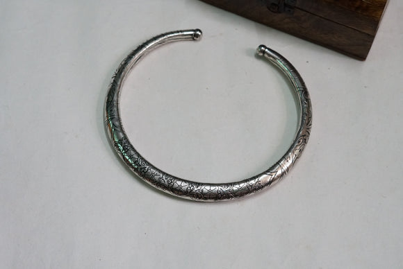 Oxidised Hasli Necklace (4-7206)