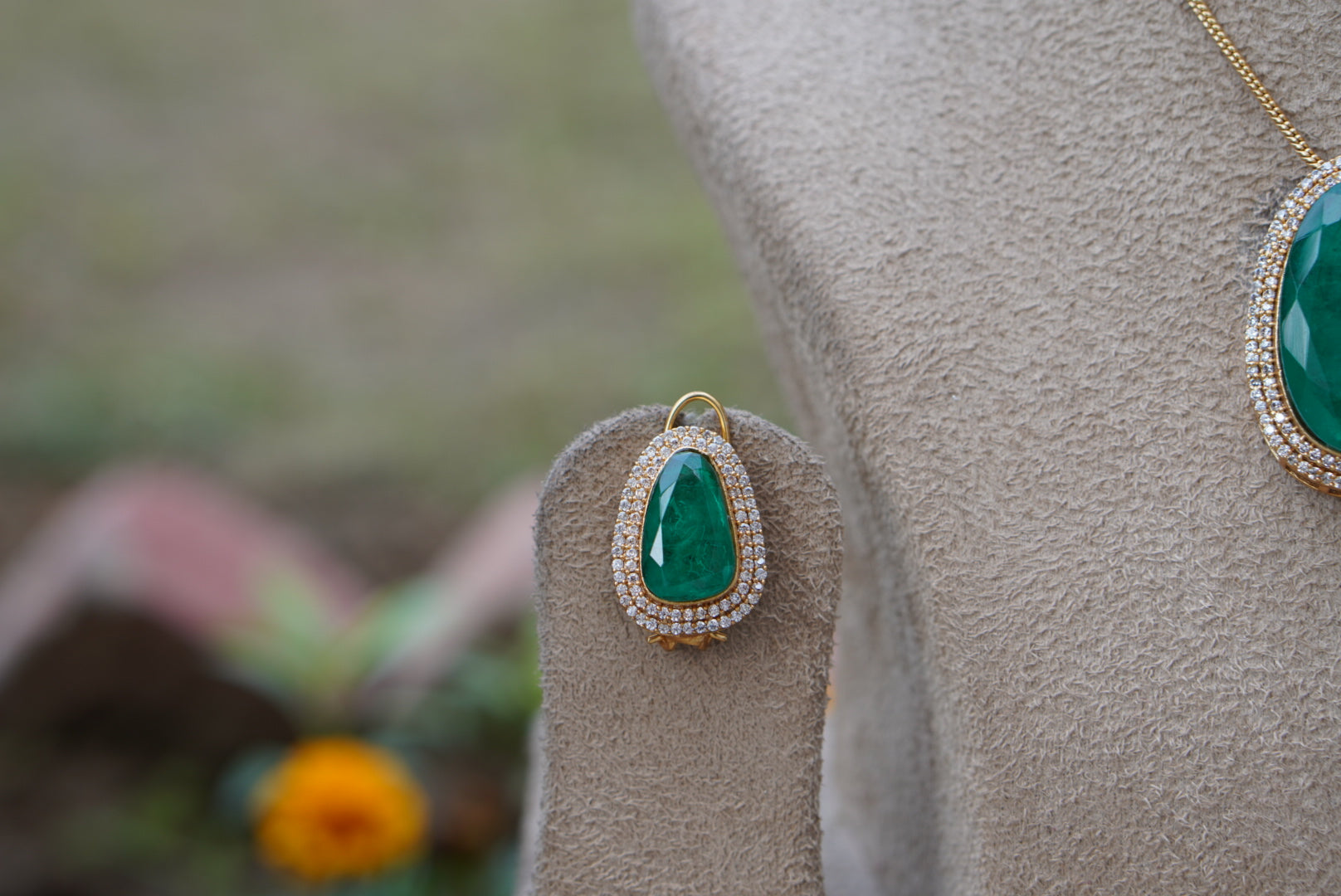 Green doublet stone Polki pendant set (4-7805) (B) - JEWELSTYLE
