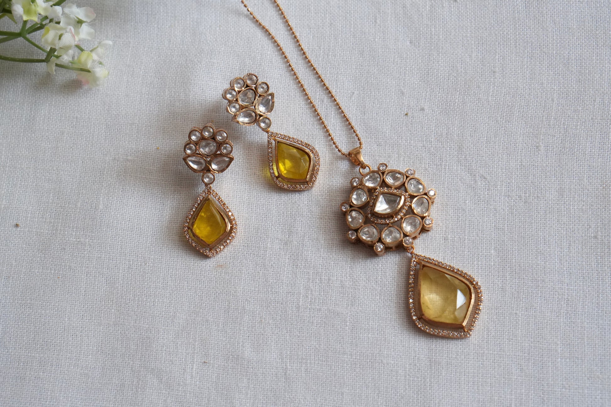 Yellow Stone Polki Pendant Set  (4-9038)(B) - JEWELSTYLE