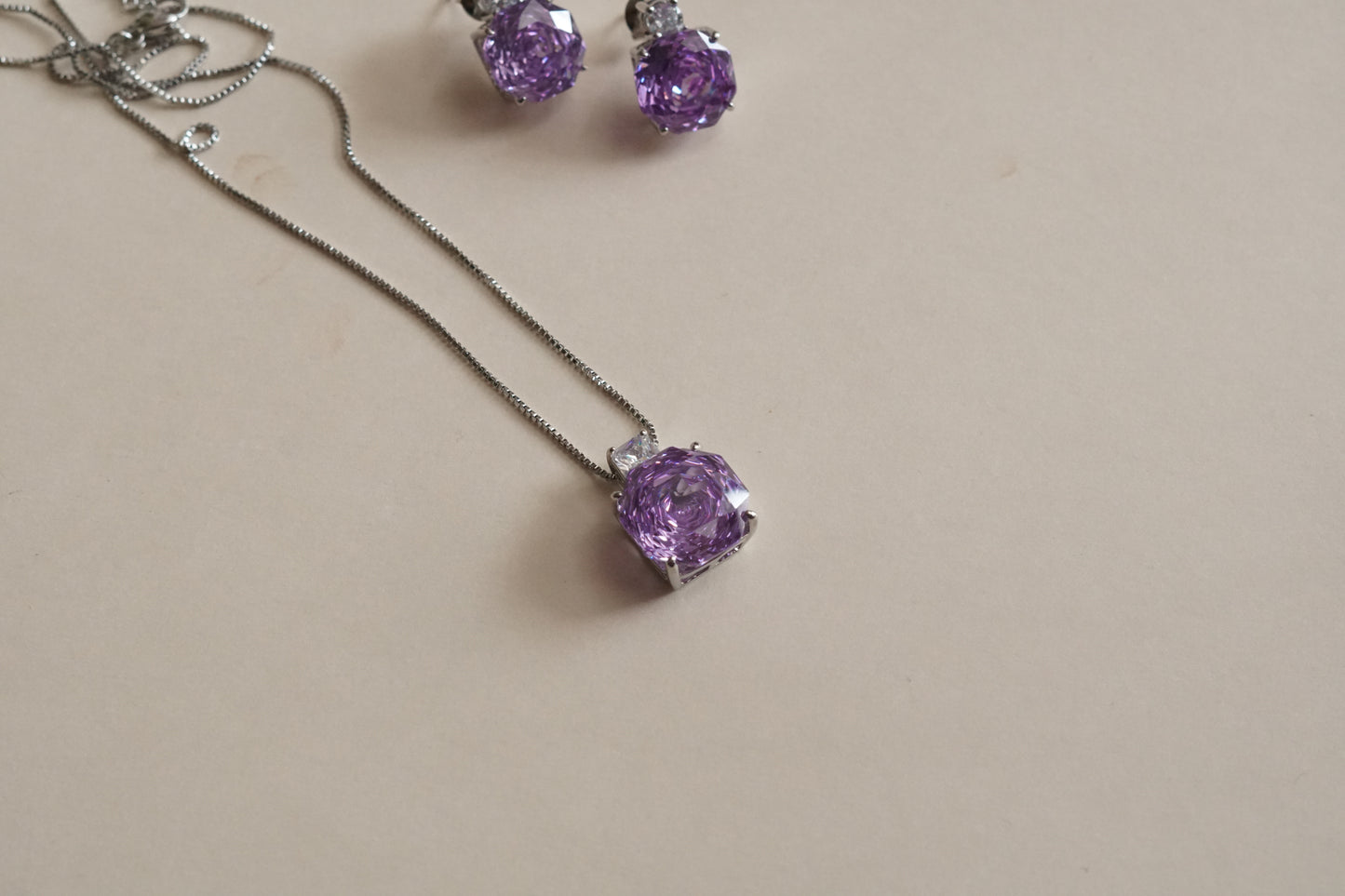 Purple stone pendant set (4-9426) (from turkey)