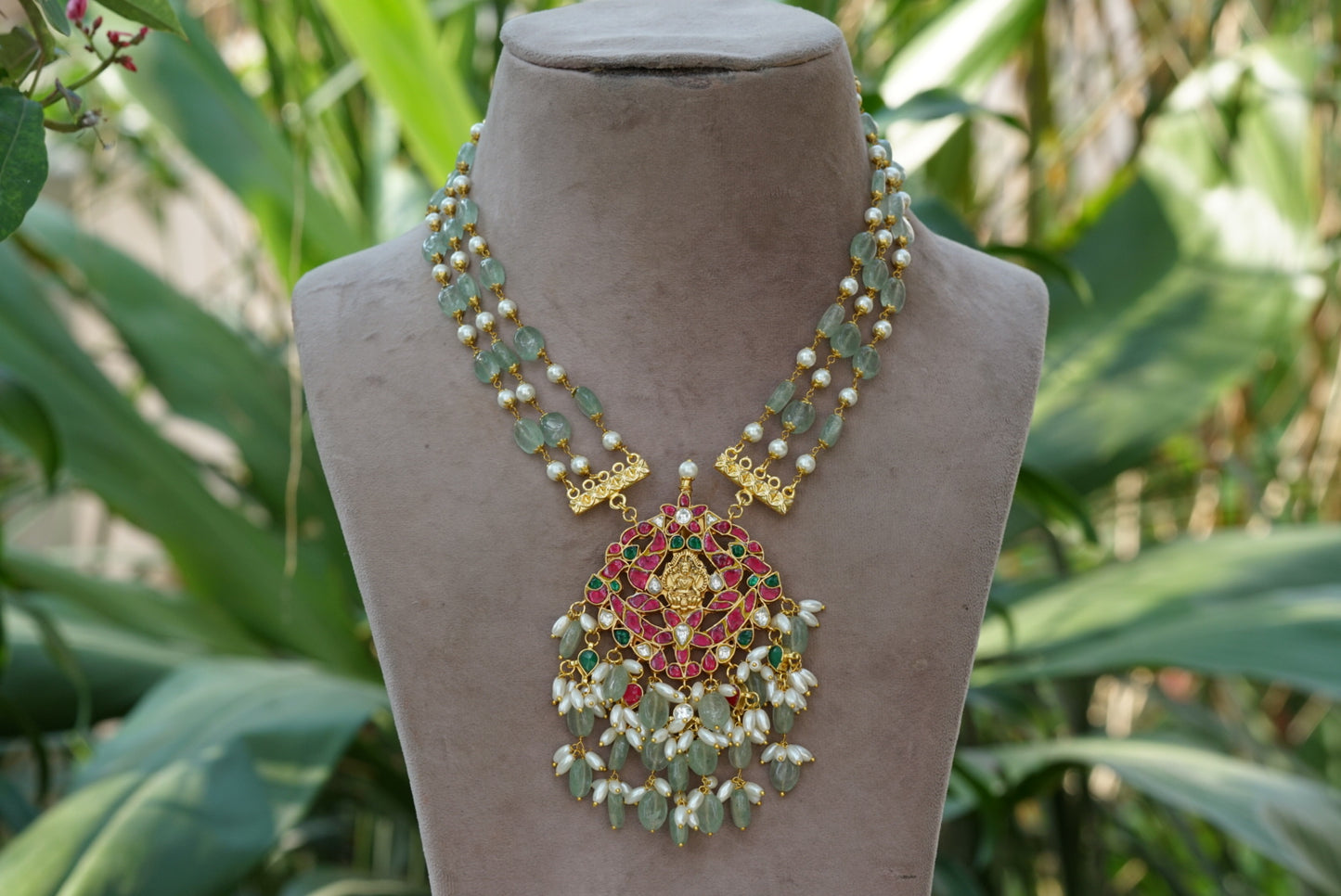 Laxmi Kundan pendant necklace (4-5462)(R) - JEWELSTYLE
