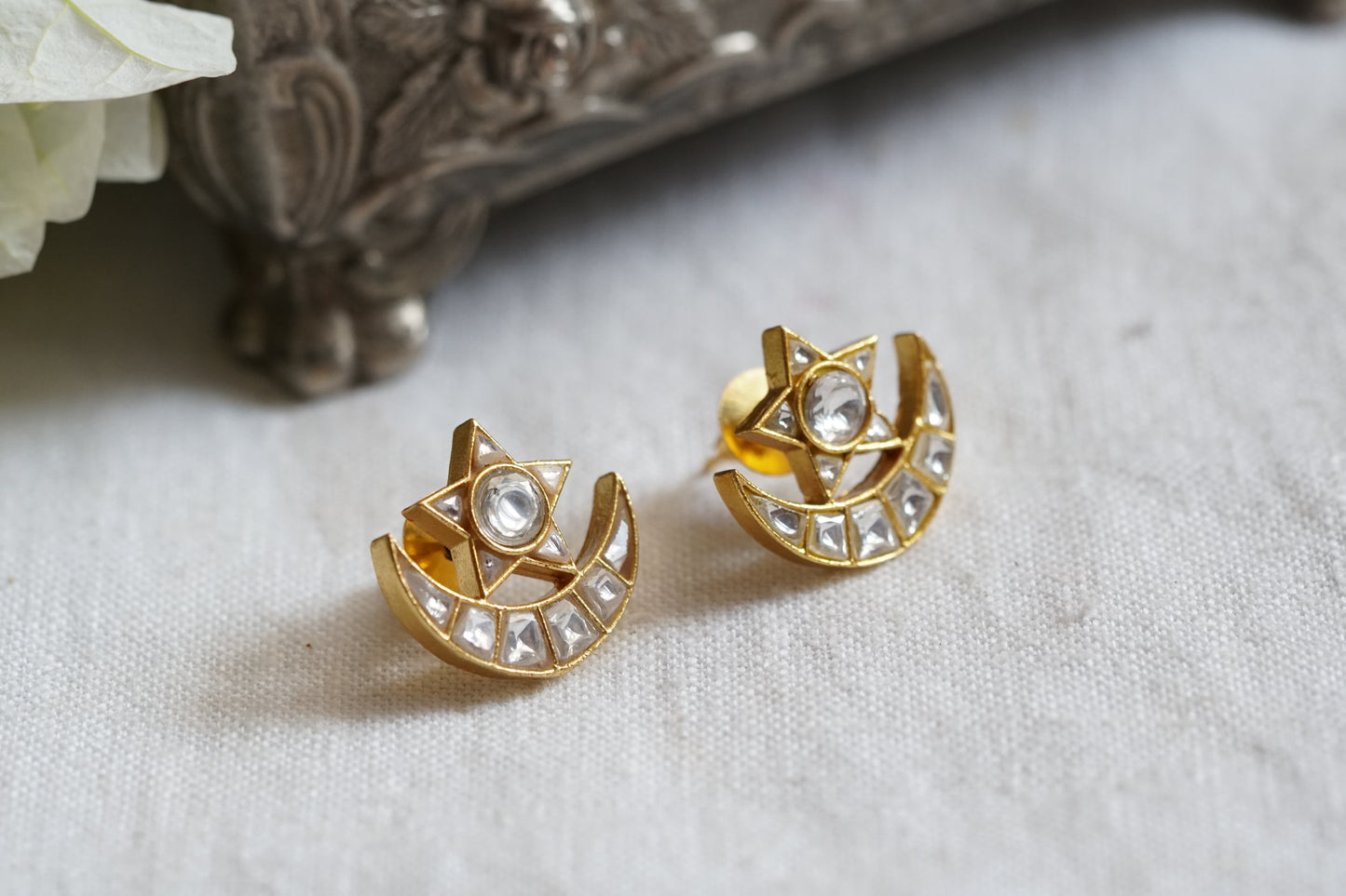 White Kundan Chand studs  (1-4279)(R) - JEWELSTYLE