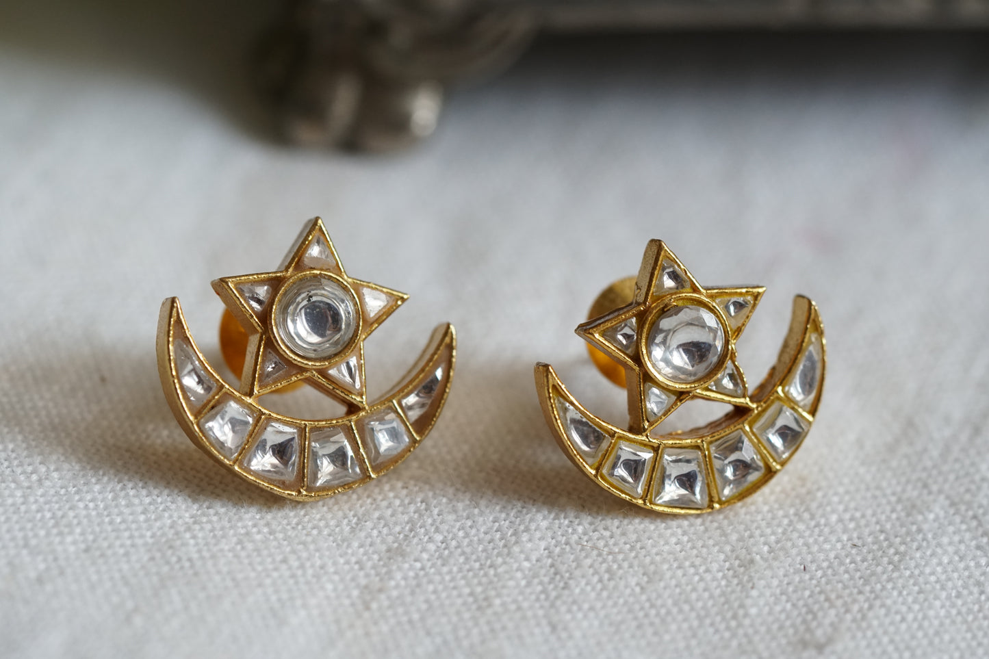 White Kundan Chand studs  (1-4279)(R) - JEWELSTYLE