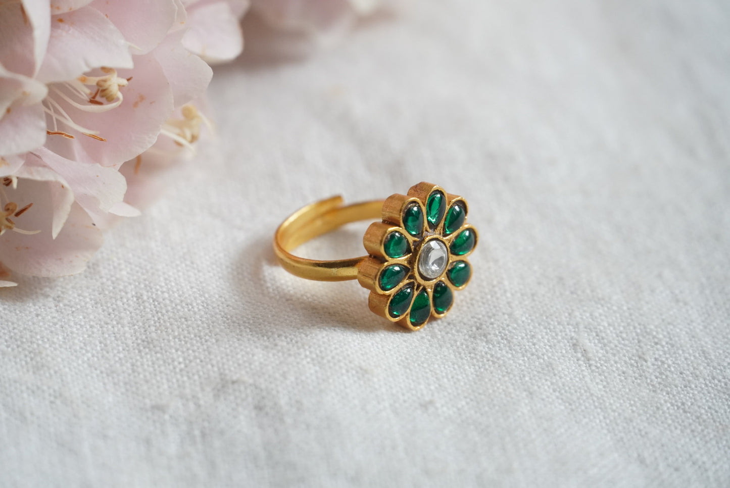 Small Kundan Ring (6-272)(AK) - JEWELSTYLE