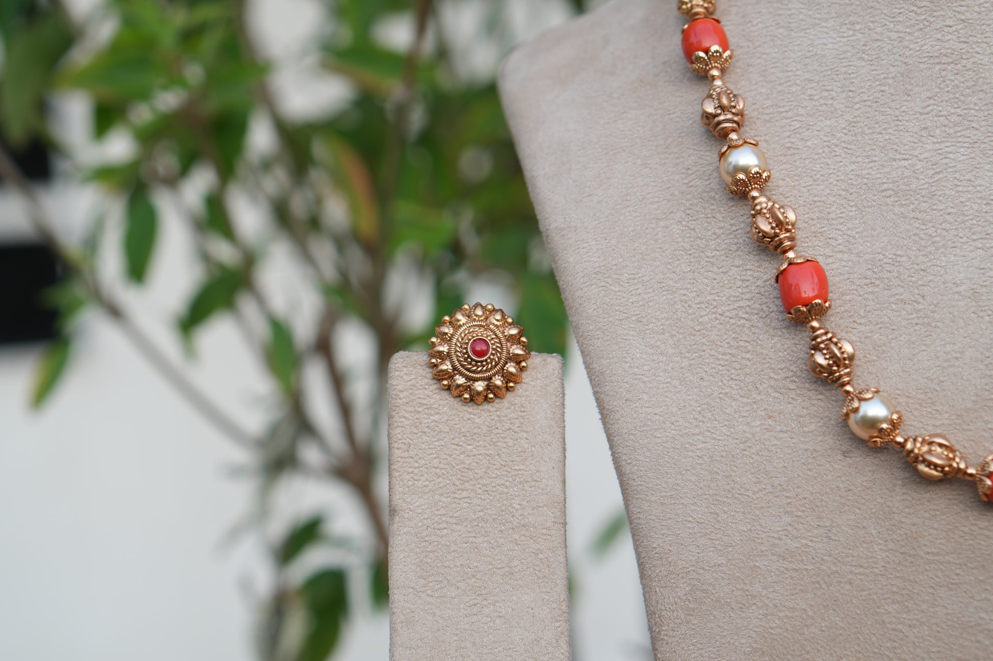 Antique Coral Necklace Set (4-9083)(AK) - JEWELSTYLE