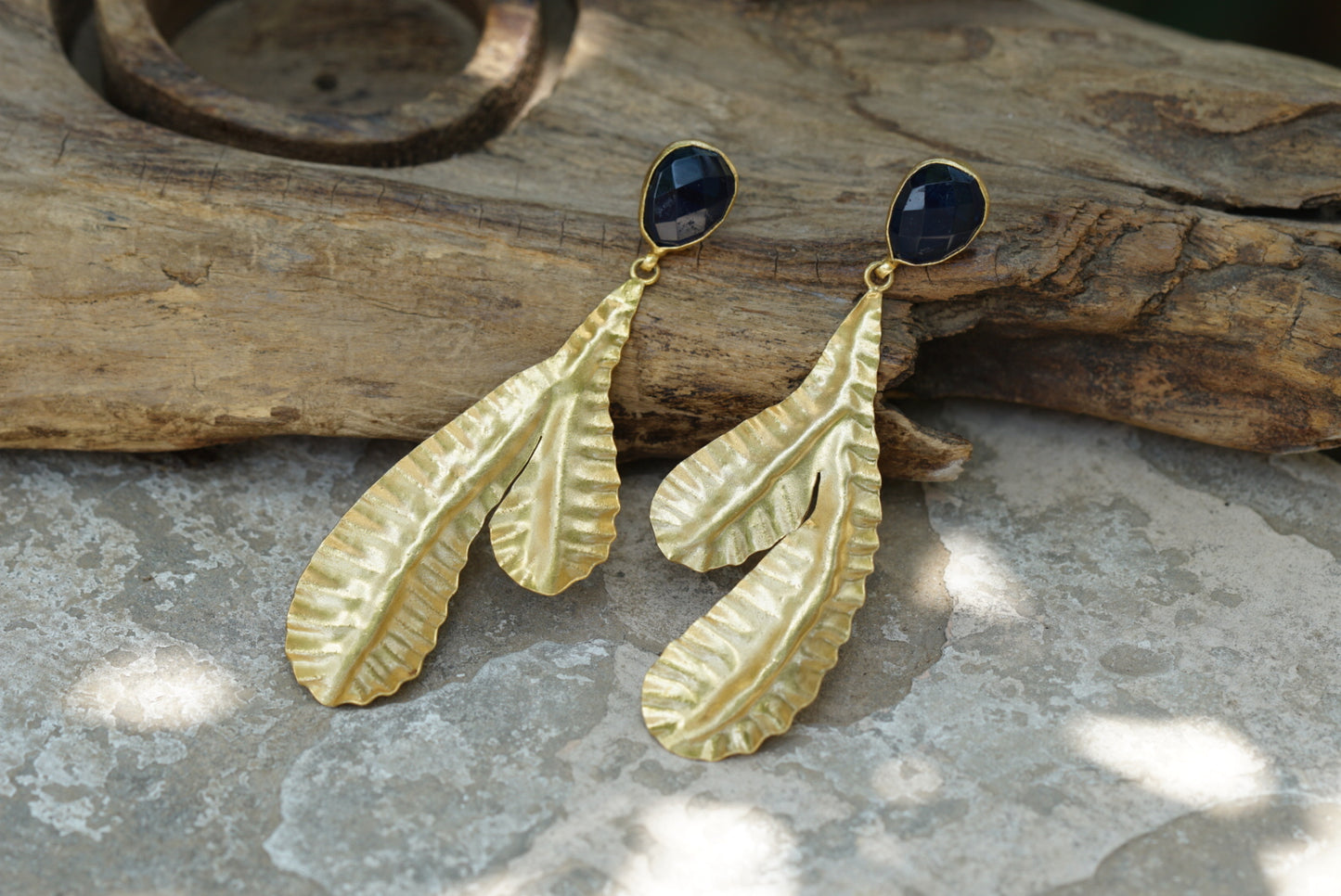 Western earring (1-3621)