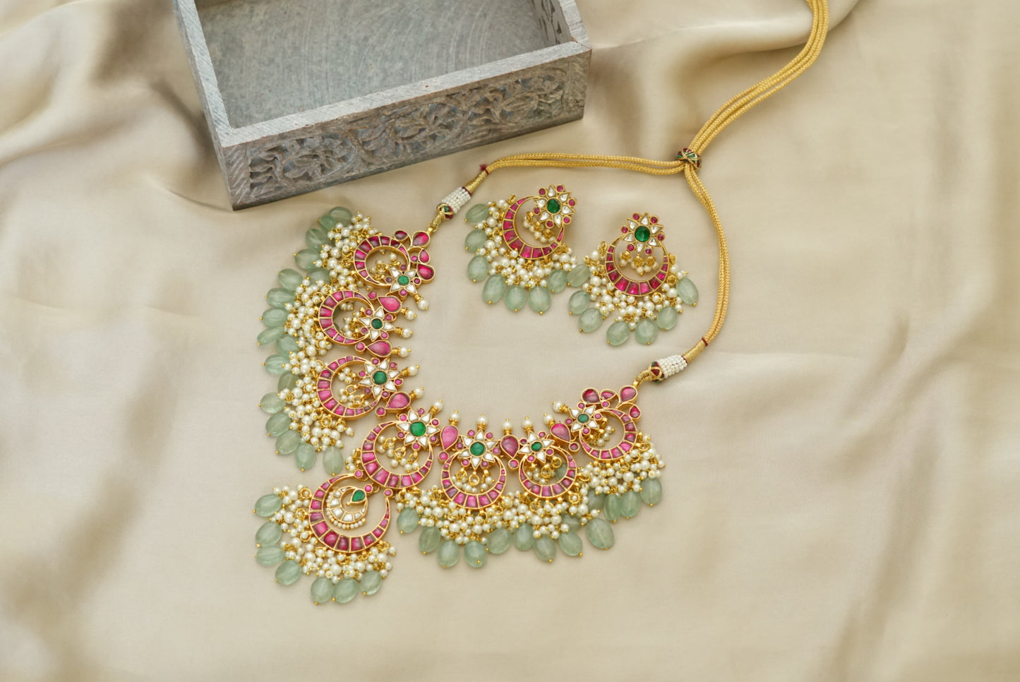 Kundan choker set (4-5484)(R)(Preorder)
