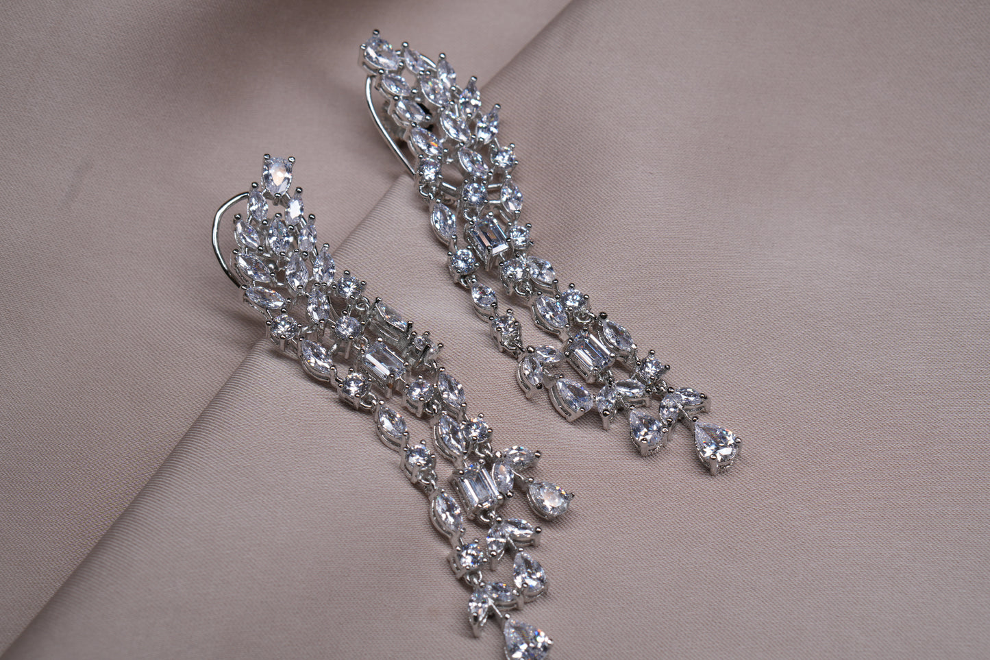 AD Earrings (1-5150)(B)