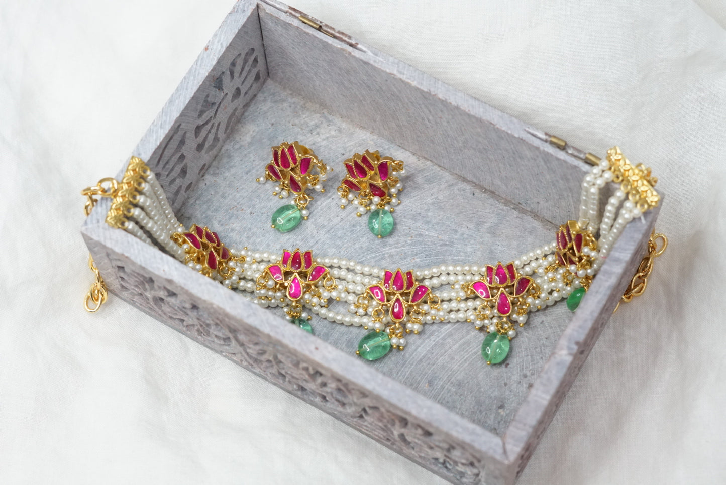 Kundan Red lotus choker set (4-6562)(R)(PREORDER)