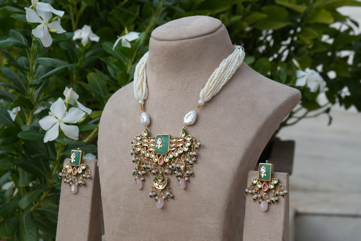 Kundan Necklace Set (4-9160)(B)