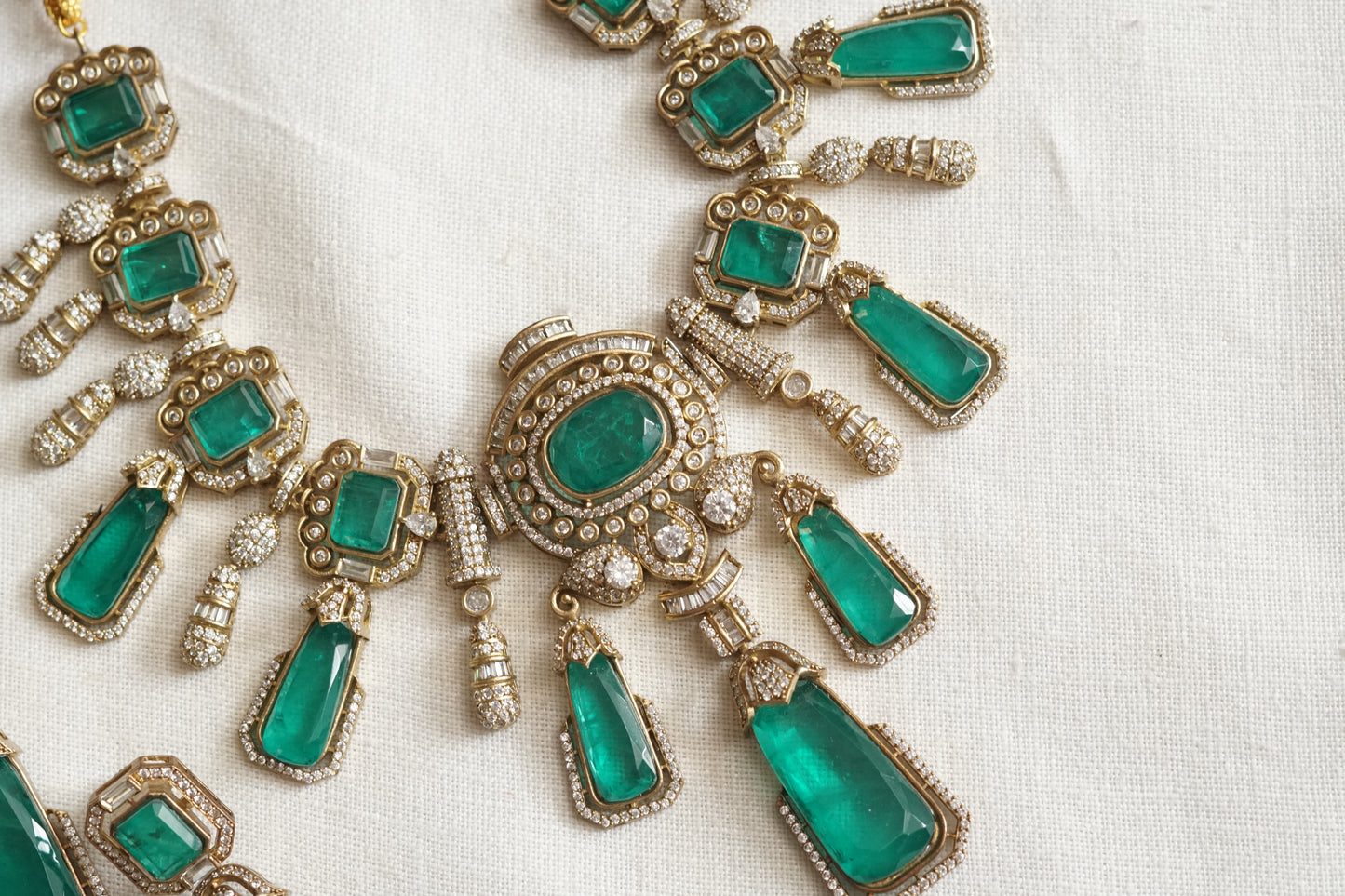 Polki Necklace Set (4-9300)(B)