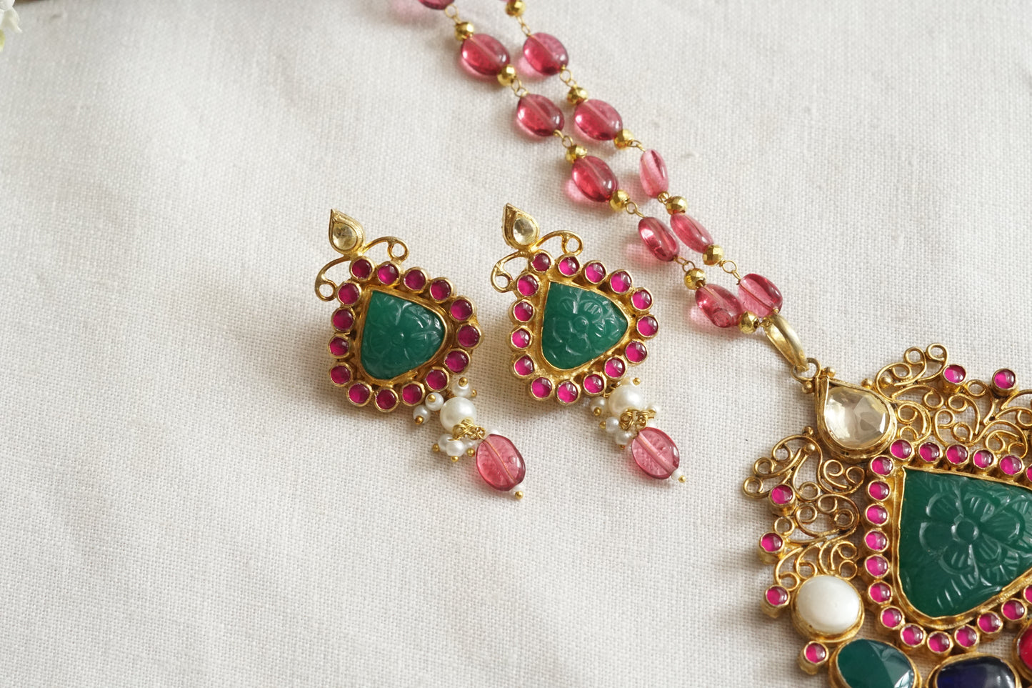 Multi Kundan Pendant Set (4-9296)(A)