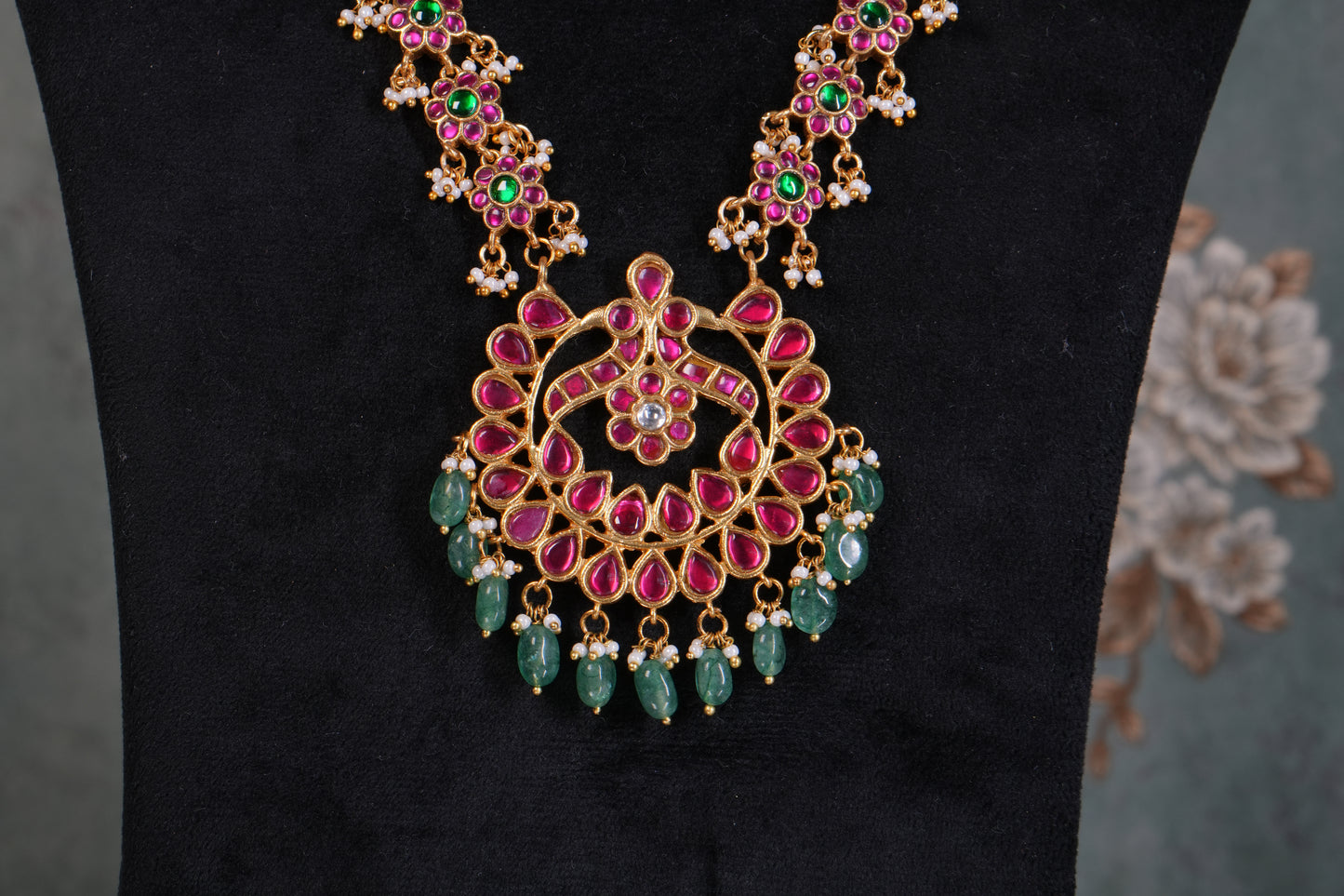 Kundan Pendant Necklace( 4-9203)(K)
