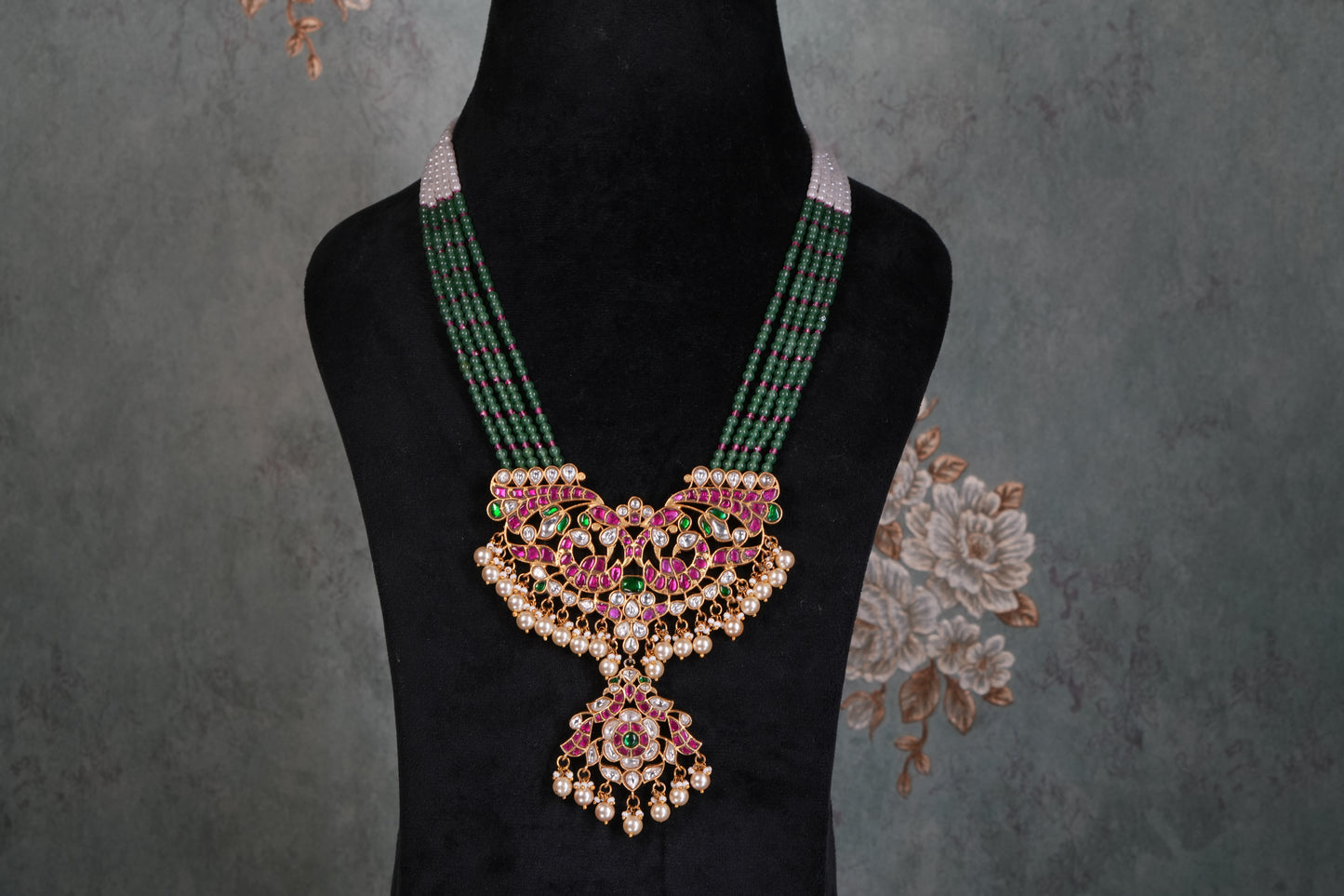 Kundan Pendant Necklace( 4-9202)(K)