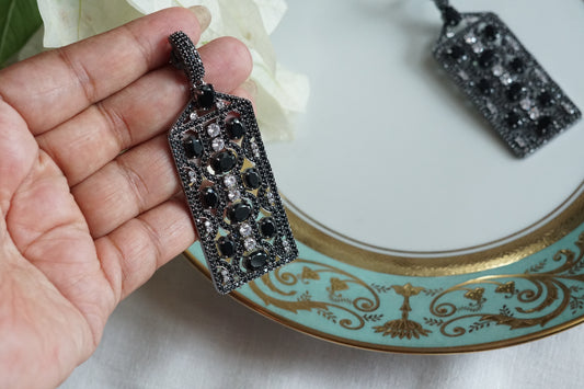 Black Stone Ad Earrings (1-5307)(B)(from turkey) - JEWELSTYLE
