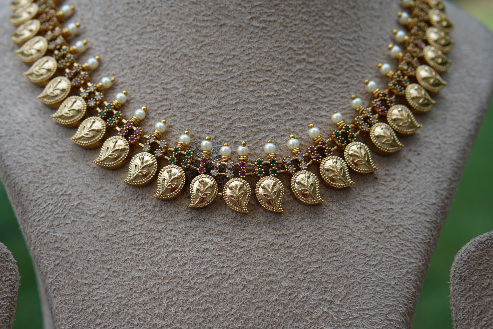 Small mango Necklace set (4-7588)(AK) - JEWELSTYLE