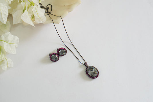 Black n ruby pendant set (4-9254)(B)