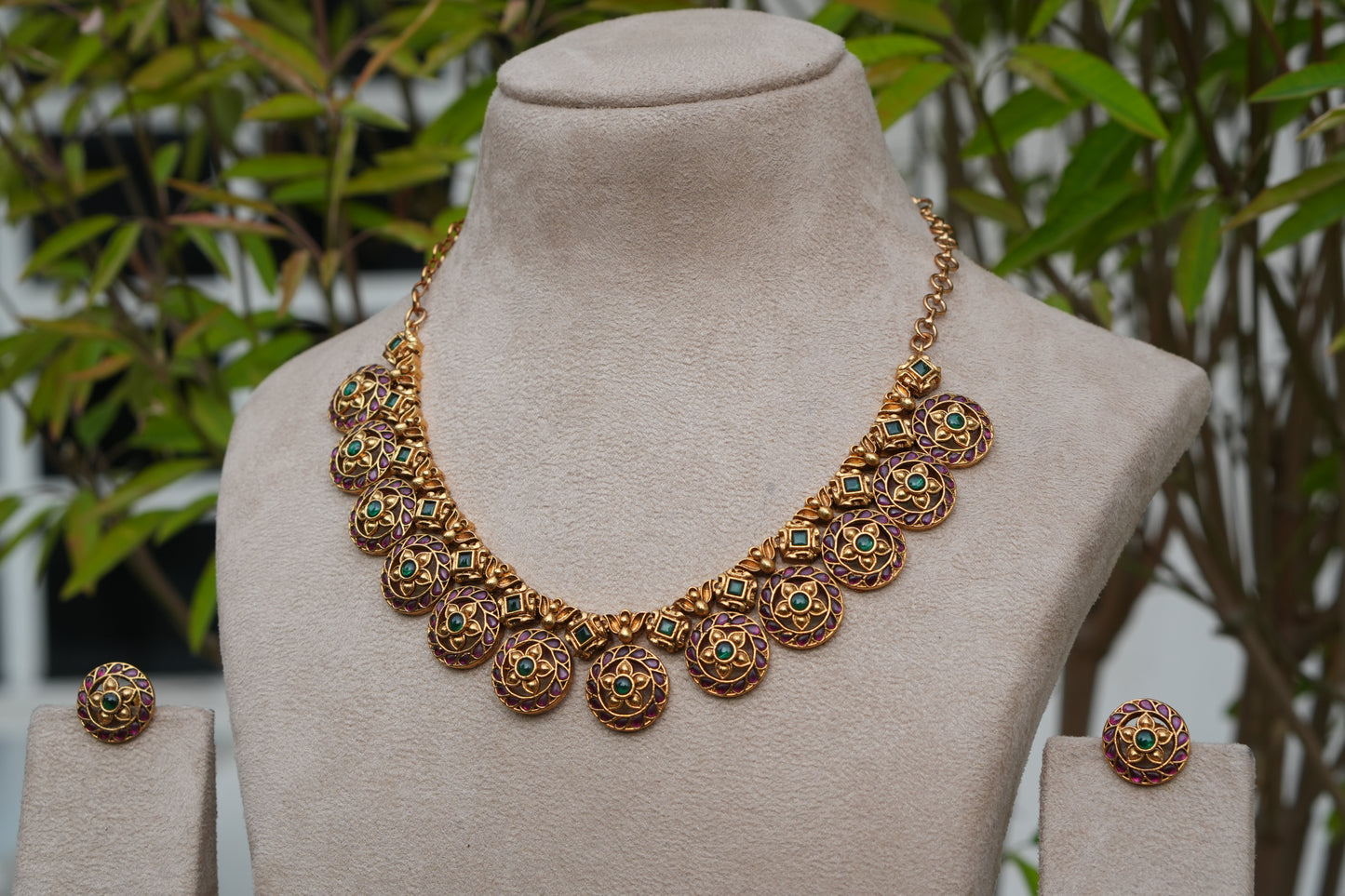 Antique  Necklace Set (4-9270)(AK)