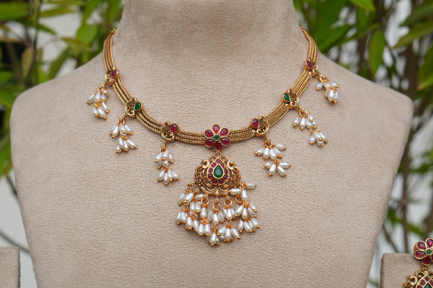Antique Necklace Set (4-9275)(AK)