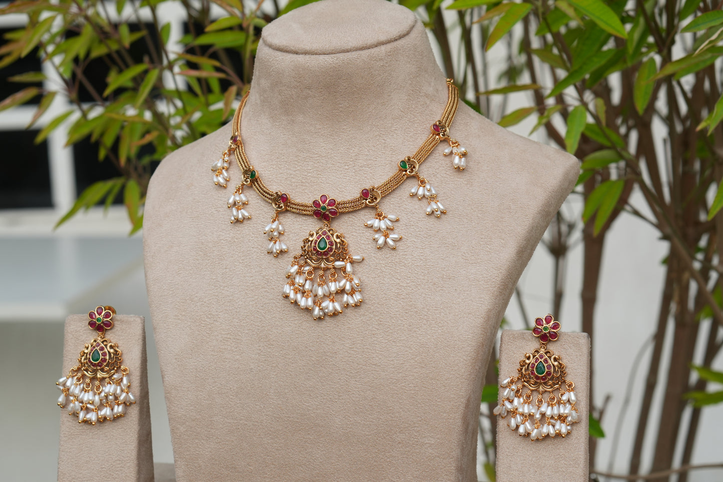 Antique Necklace Set (4-9275)(AK)