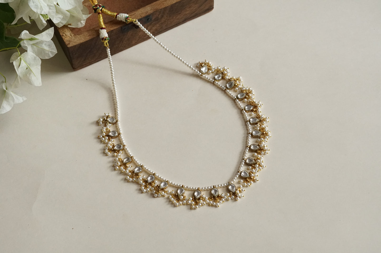 White Stone Kundan Necklace (4-9332)(R)