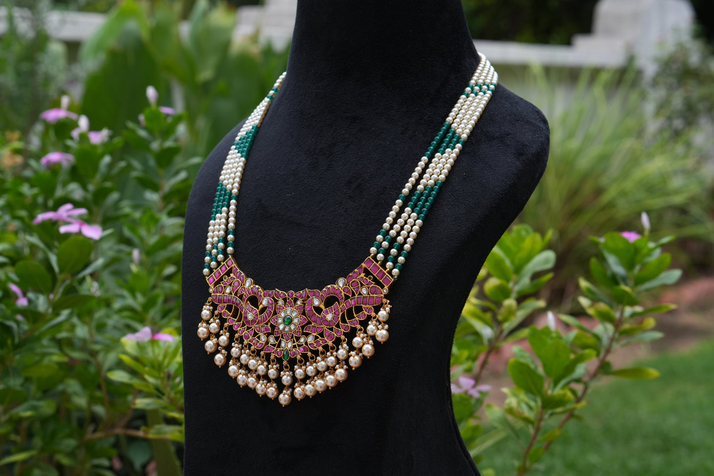 Kundan Pendant Necklace (4-9319)(K)