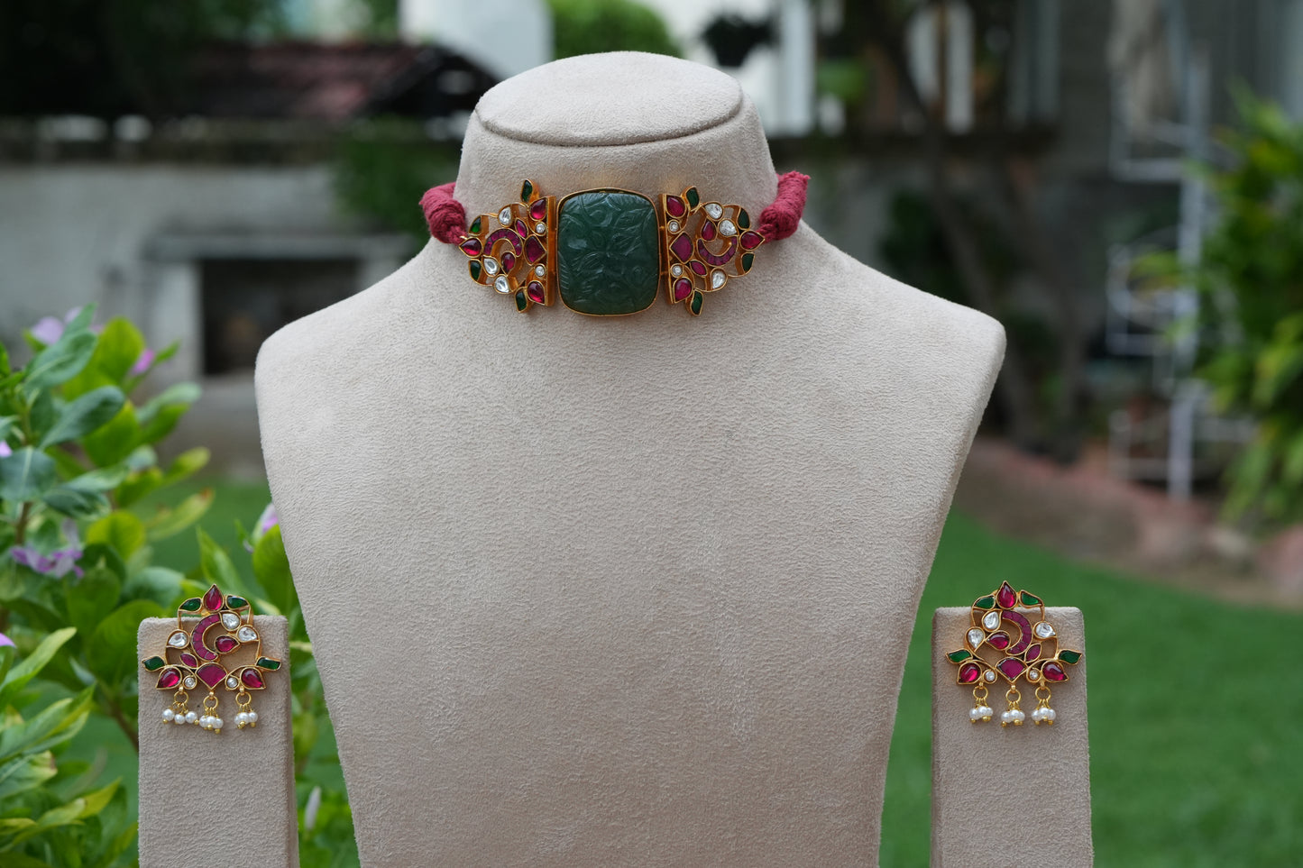 Kundan Choker Set (4-9311)(R)