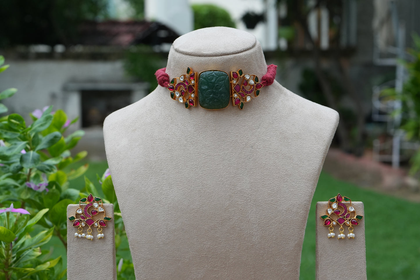Kundan Choker Set (4-9311)(R)