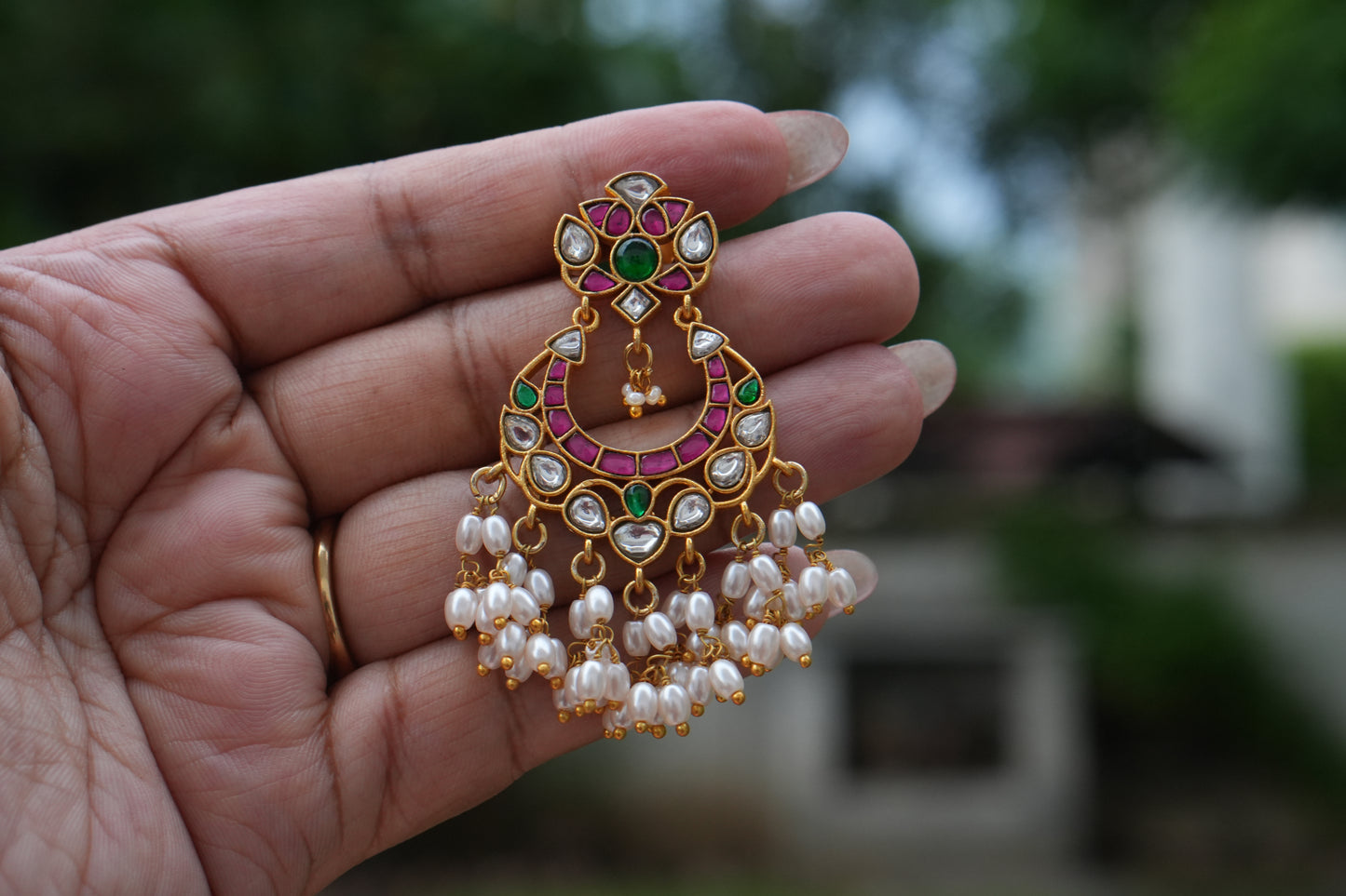 Kundan  Earrings (1-5320)(K)