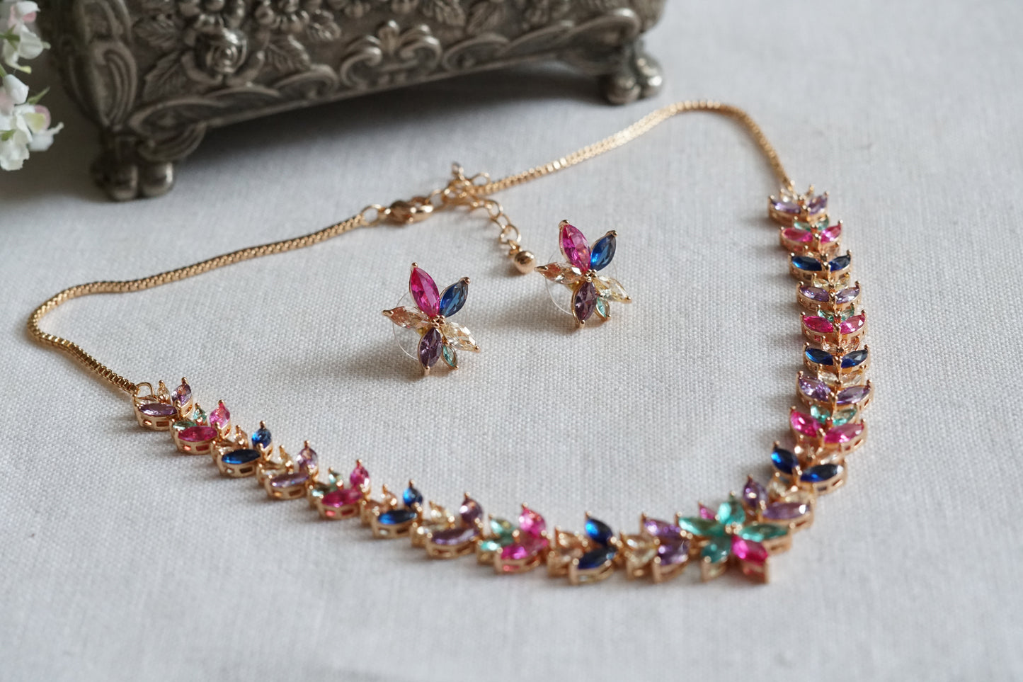 Multi Stone Ad Necklace Set (4-9348)(P)