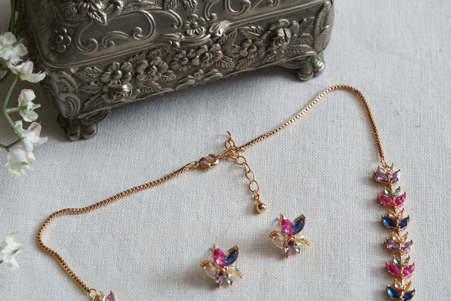 Multi Stone Ad Necklace Set (4-9348)(P)