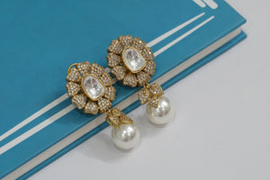 White flow Pearl studs (1-3356)(B)