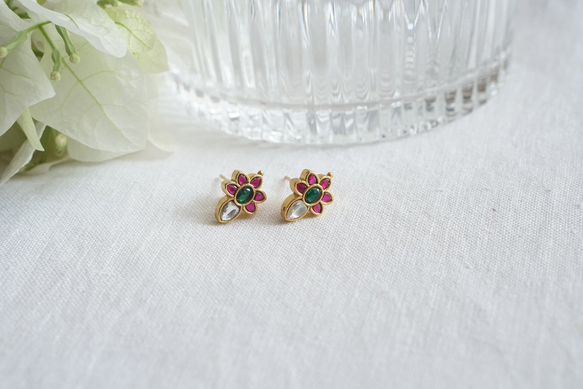 Kundan Studs (1-5563)(K)