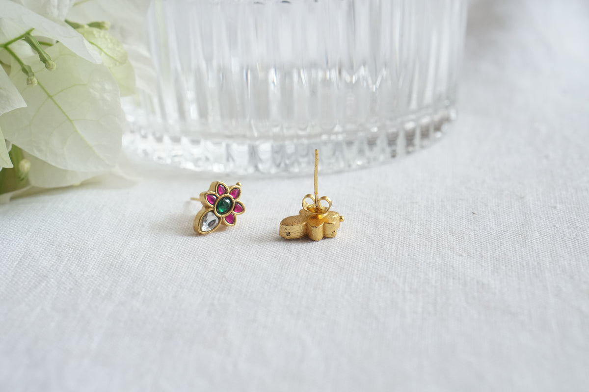 Kundan Studs (1-5563)(K)
