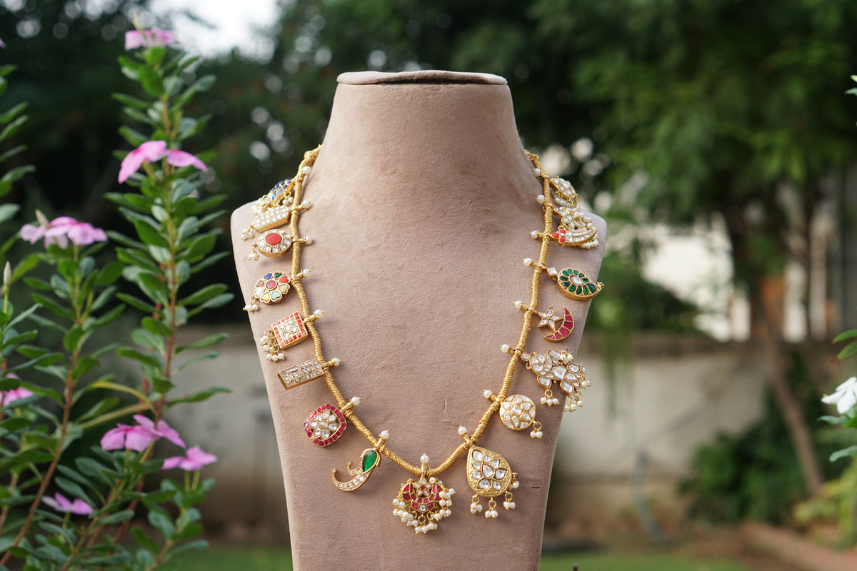 Kundan multi pieces necklaces(4-9642)(R)